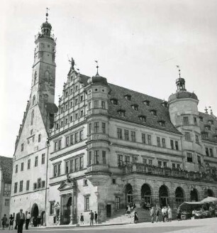 Rothenburg o. d. Tauber. Rathaus. Ansicht von Südosten