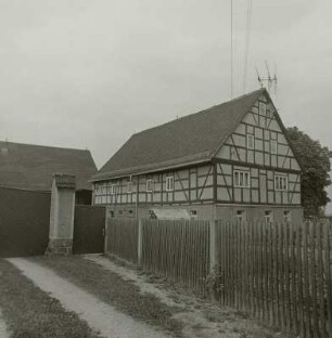 Glauchau-Gesau, Wohnstallhaus eines Dreiseithofes