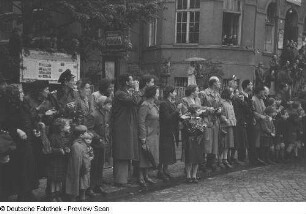 Zuschauer am Straßenrand