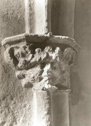 Kapitelle : Kapitell im nördlichen Querhaus