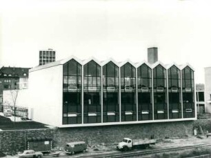 Hallenbad, 1964-1966