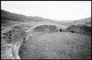 Staigue Fort: Staigue Fort, Ringmauer, innen