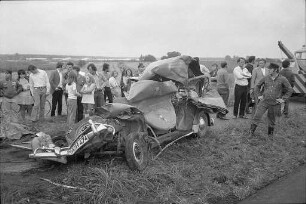 Verkehrsunfall auf der Linkenheimer Landstraße mit Todesfolge für Leichtathletiktrainer Heinz Heuser aus Neureut und seine Familie