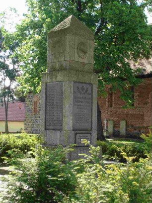 Steinkirchen (Kamjena), Lübben (Spreewald), Steinkirchener Dorfstraße