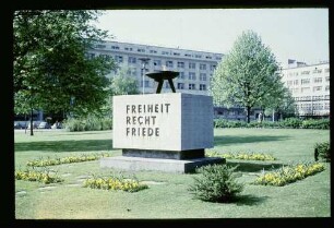 Mahnmal Reichskanzlerpl. 14.4.61.