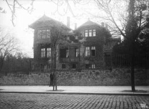 Beyschlags Villa auf der Westseite des Kirchtores