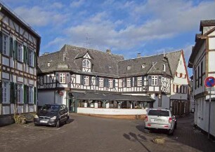 Haus Breitenstein / Restaurant Piccolo Mondo; Eltville, Schmittstraße 1
