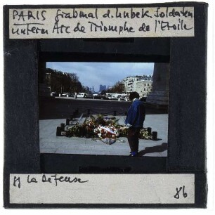Paris, Arc de Triomphe de l’Étoile,Paris, La Défense,Paris, Grab des unbekannten Soldaten am Arc de Triomphe de l'Etoile
