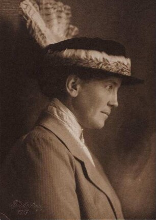 Esther Hartmeyer