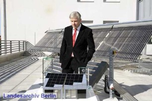 Der Regierende Bürgermeister Klaus Wowereit besucht den Bezirk Treptow-Köpenick