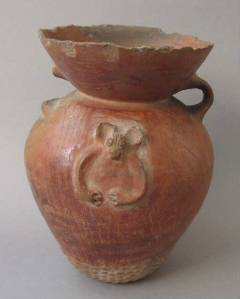 Clay vessel