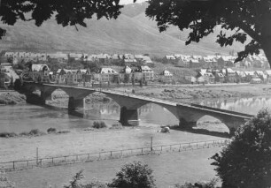 Straßenbrücke Zeltingen/Mosel