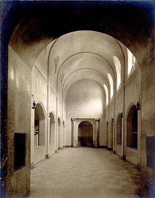 Fischer, Theodor; Wiesbaden; Museum - Flur