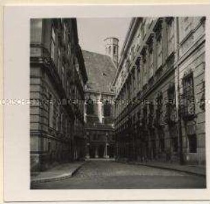 Wien, Blick auf die gotische Minoritenkirche