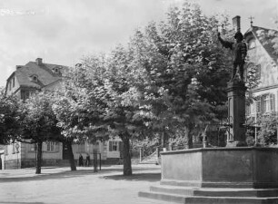 Weinbrunnen in Rüdesheim