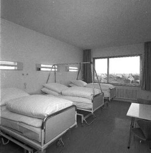 Inbetriebnahme der neuen Urologischen und Chirurgischen Klinik des Städtischen Krankenhauses.
