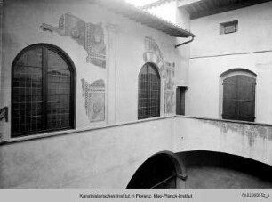 Wanddekoration : Die Ausmalung des Innenhofs und der Loggia
