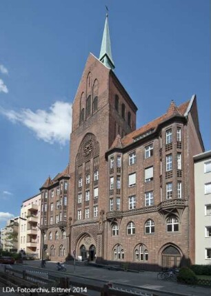 Ev. Kirche zum Heilsbronnen; Berlin, Tempelhof-Schöneberg