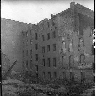 Negativ: Ruine, Gotenstraße 68, 1951