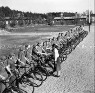 Fahrradappell im Lager des Reichsarbeitsdienstes in Templin