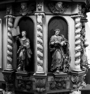 Historische Teile der ev. Kirche; Witzenhausen, Auf dem Kirchhof 6
