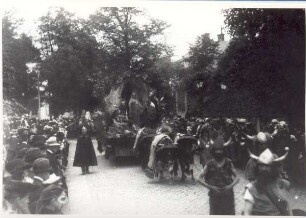 1900 Jahrfeier der Hermannsschlacht, Festzug, Bild 13. Detmold. Hiddesen. Papierabzug. Abzüge von Glassplattennegative
