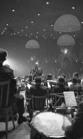 Luftwaffenball der Luftwaffengruppe Süd in der Schwarzwaldhalle und Gartenhalle.