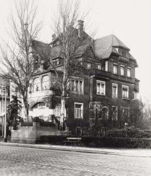 Dresden-Blasewitz, Goetheallee 23. Villa (1901; H. Watzlawik). Straßenansicht