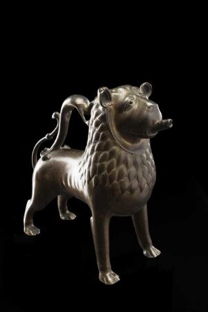 Gießlöwe, Aquamanile in Gestalt eines Löwen