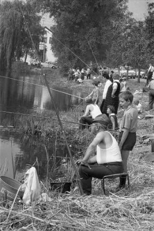 Fischerfest der Sportfischervereinigung Daxlanden an den Saumseen zum 50jährigen Vereinsjubiläum