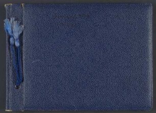 Fotoalbum aus dem Nachlaß von Elfride Trötschel : Fotoalbum aus dem Nachlaß von Elfride Trötschel. Kunstledereinband mit Kordelbindung; 22 x 29,5 x 1 cm (1950/1952). Dresden: SLUB/DF 2019.C.128
