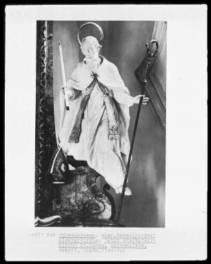 Heiliger Bischof eines Altars