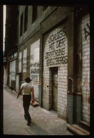 Diapositiv: Manteuffelstr. 40-41, 1982