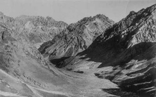 Tal am Aconcagua (Sammlung Hans Meyer - Anconcaguaexpedition Fitzgerald 1896-1897)