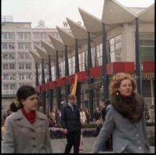 "Alextreff" am Alexanderplatz