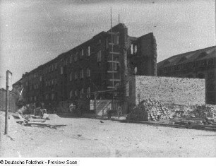 Bautzen, Beethovenstraße. Baustelle. Straßenansicht von Westen