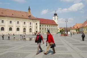 Sibiu - Innenstadt : Sibiu, Kulturhauptstadt Europas 2007, ist Ziel vieler Kamerateams (hier Marktplatz)