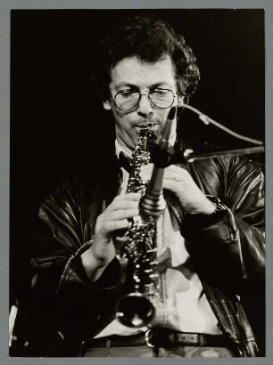 Günther Fischer : Portrait des Jazzmusikers Günther Fischer im Kongresssaal des Hygiene-Museums Dresden