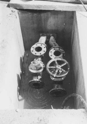 Bau des provisorischen Schlauchwehrs Hollerich/Lahn