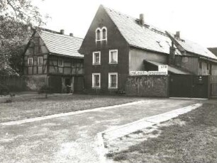 Dresden-Kaditz, Altkaditz 17. Dreiseithof (1. H. 19. Jh.). Seitengebäude und Wohnstallhaus