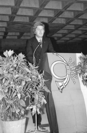 Freiburg: Oberpostdirektion Bau; Richtfest; Ansprachen: Dipl. Ing. Jäger, Bauleiter