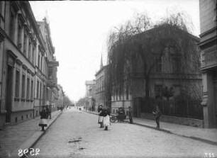 Blick nach Norden zwischen Ludwig-Wucherer- und Bernburger Straße -sogenannter "Armer Mühlweg"