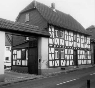 Liederbach, Alt Niederhofheim 55, Alt Niederhofheim 57