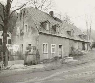 Nassau, Ölmühle : Nassau. Wohnhaus (Alte Ölmühle), Dorfstraße 4. Straßenansicht von Südwesten