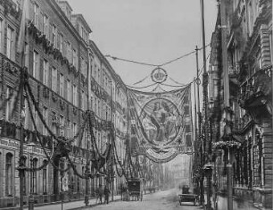 Prager Straße : Dresden, Prager Straße im Festschmuck, 1871