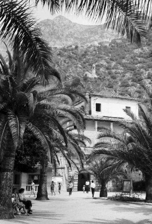 Kotor, Cattaro: Stadttor vom Hafenplatz