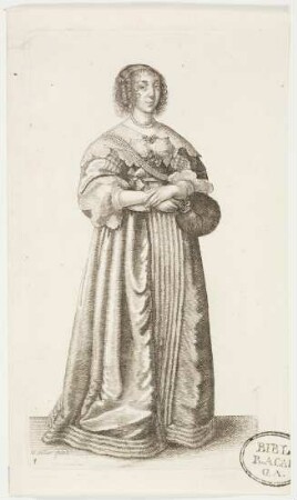Die Dame mit dreifacher Perlenschnur