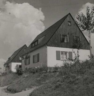 Frauenstein-Nassau. Zwei Siedlerhäuser der neuen Siedlung in landschaftsgebundener Bauweise