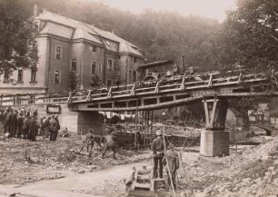 Glashütte. Kurfürst-Moritz-Brücke. Fertiger Erneuerungsbau, Belastungsprobe