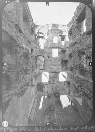 Bad Muskau. Ruine des Neuen Schloßes. Innenansicht